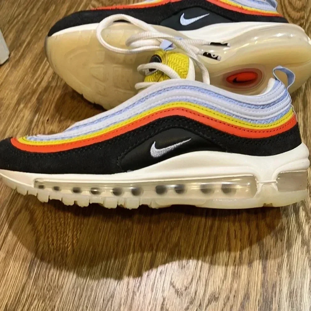 NWOT Kids Nike Air Max 97 Set to Rise Rainbow (3.5)